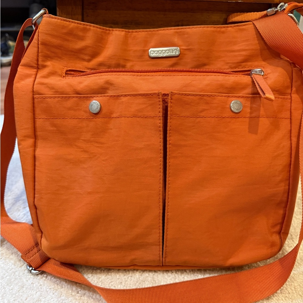 Baggallini Vibrant Orange Everyday Crossbody Bag - Picture 10 of 16